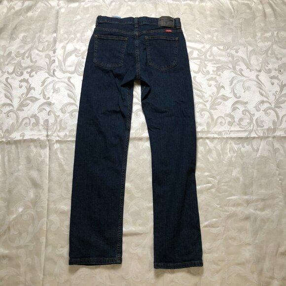 Wrangler Classic Straight Fit Jeans. Sz 16R. Adj. waistband. Like NEW Condition - Picture 2 of 9